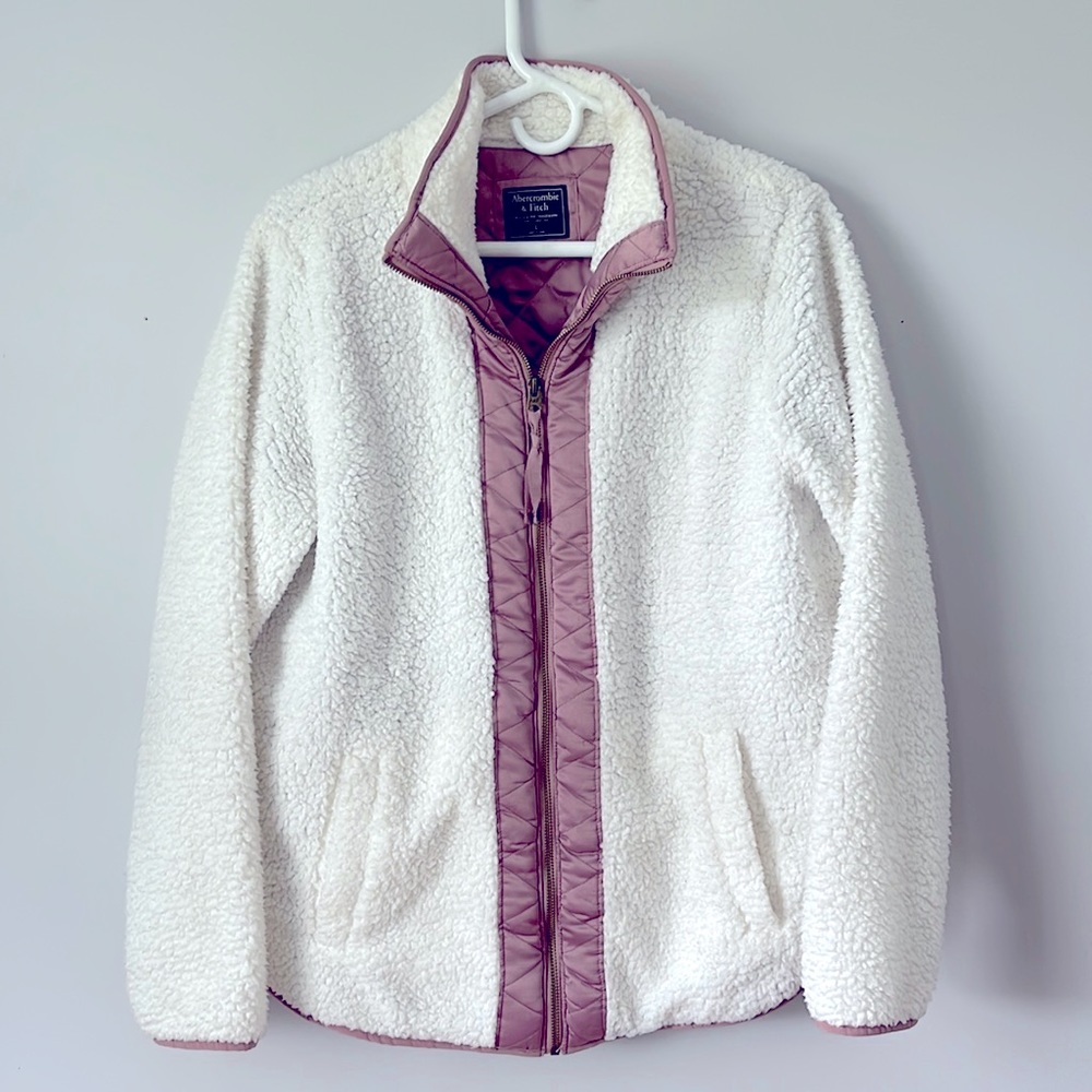 Abercrombie & Fitch Zip Up Sherpa Jacket - Cream with pink accents